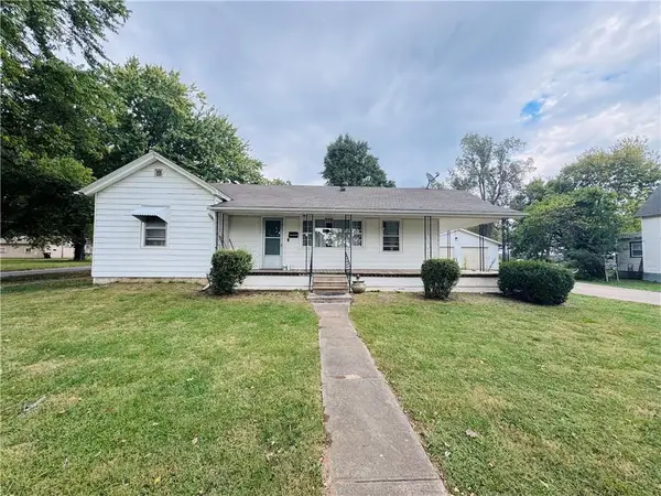 505 E 2nd Avenue, Garnett, KS 66032