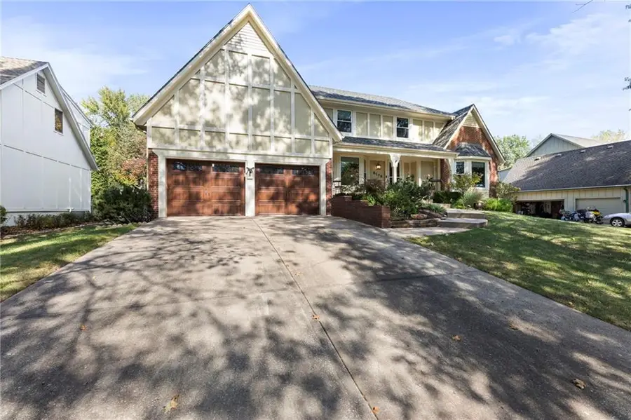 8108 W 98th Terrace, Overland Park, KS 66212 - Image #2