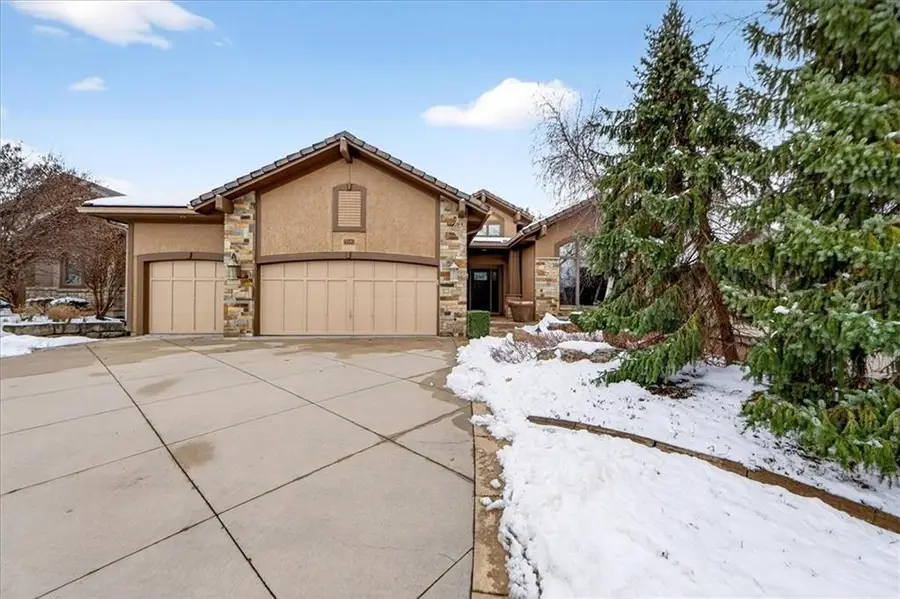 26583 W 100th Place, Olathe, KS 66061 - Image #2