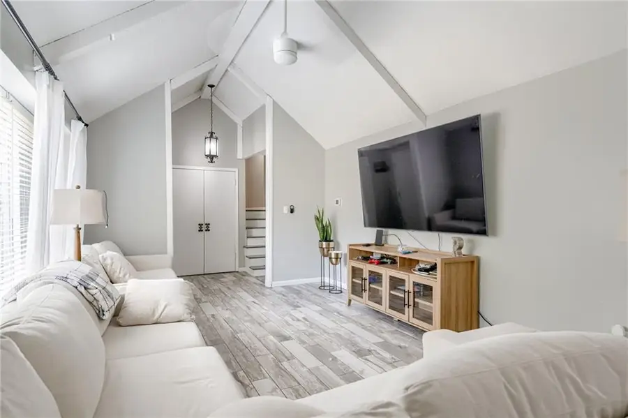 10613 W 98th Terrace, Overland Park, KS 66214 - Image #3