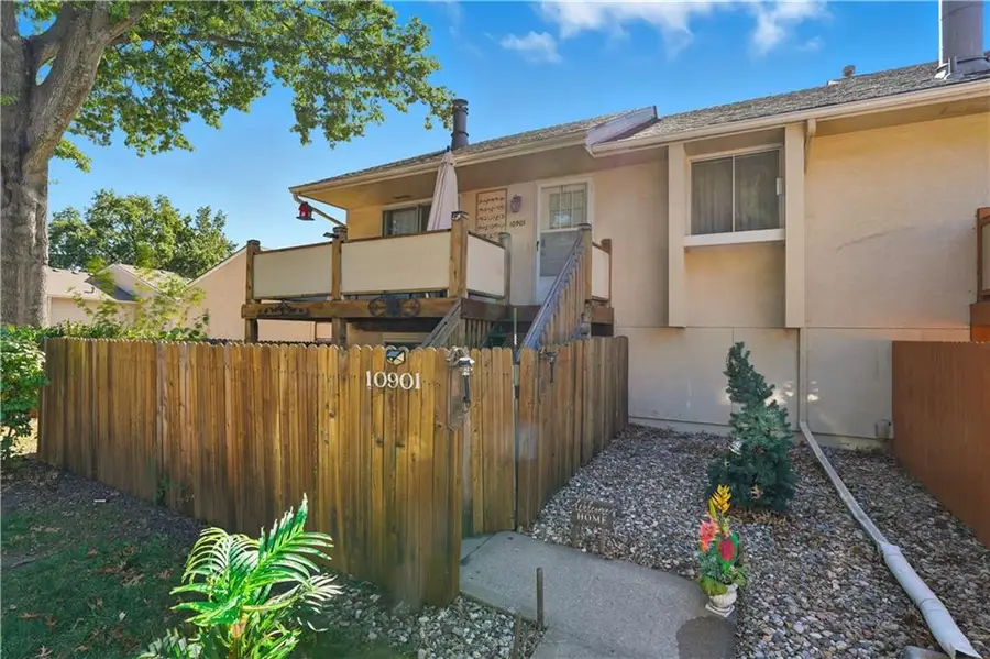 10901 Gillette Street, Overland Park, KS 66210 - Image #2