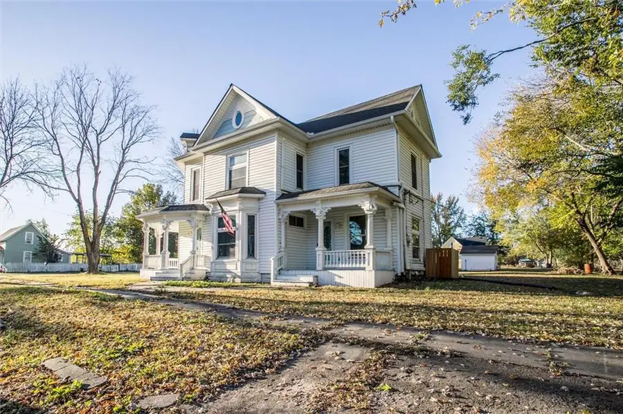 607 Main Street, Garden City, MO 64747 - Image #2