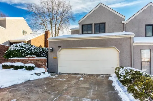 6241 Rosewood Court, Mission, KS 66205