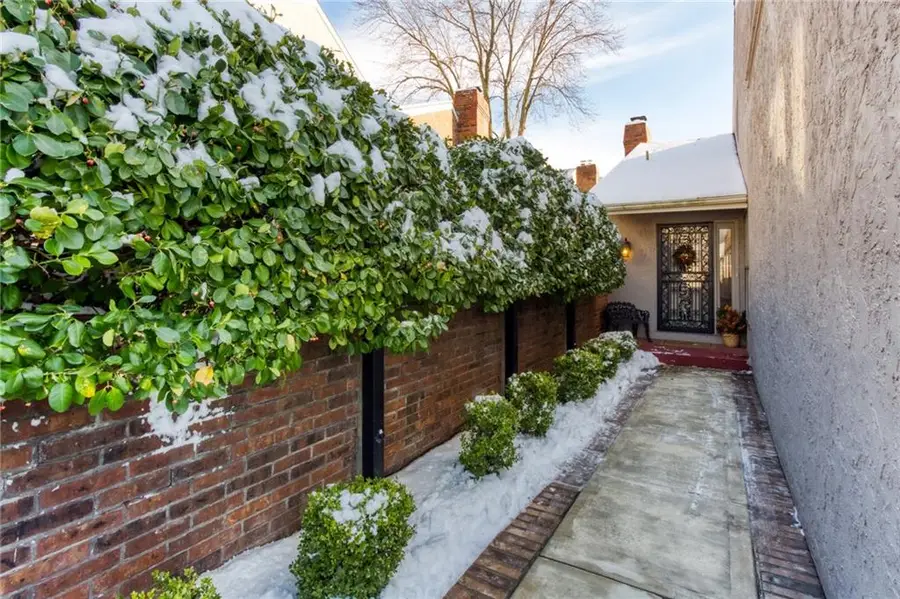 6241 Rosewood Court, Mission, KS 66205 - Image #3