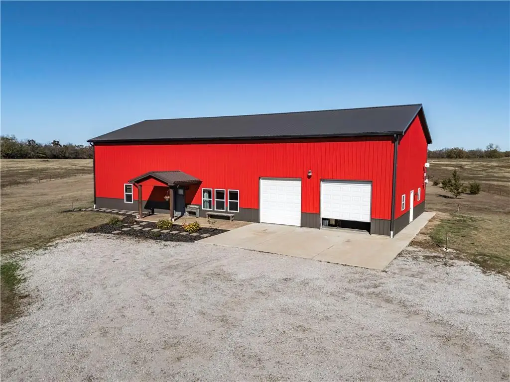 1116 85th Road, Thayer, KS 66776 - Image #1