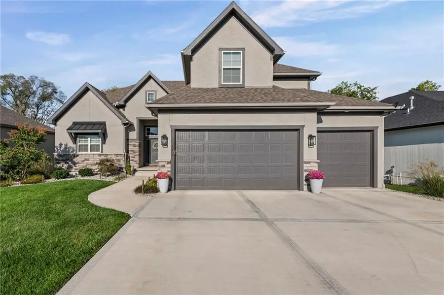 17234 S Hall Street, Olathe, KS 66062 - Image #2