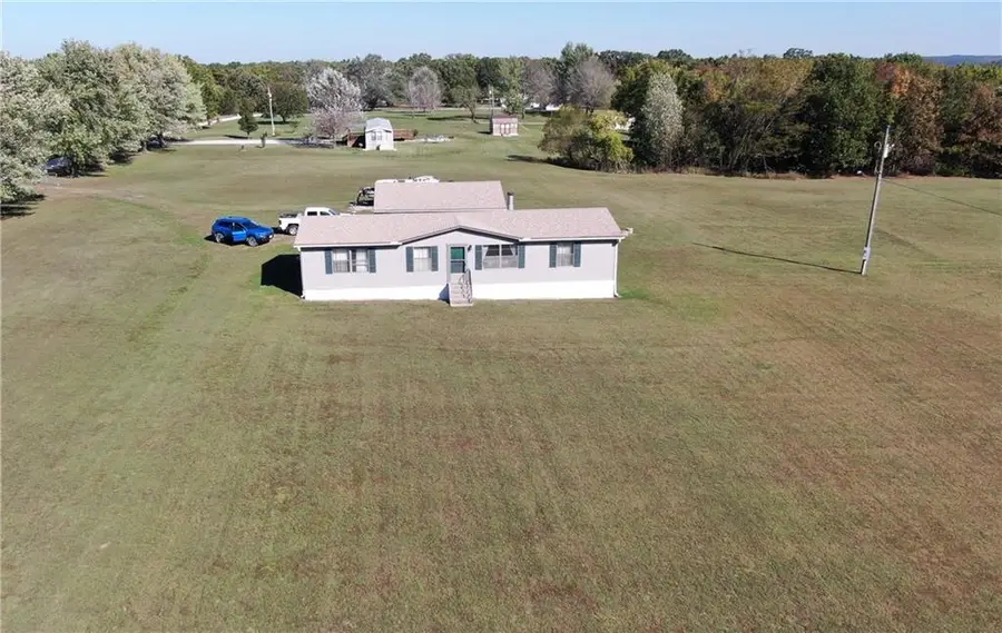 796 SE 1051 Road, Deepwater, MO 64740 - Image #2