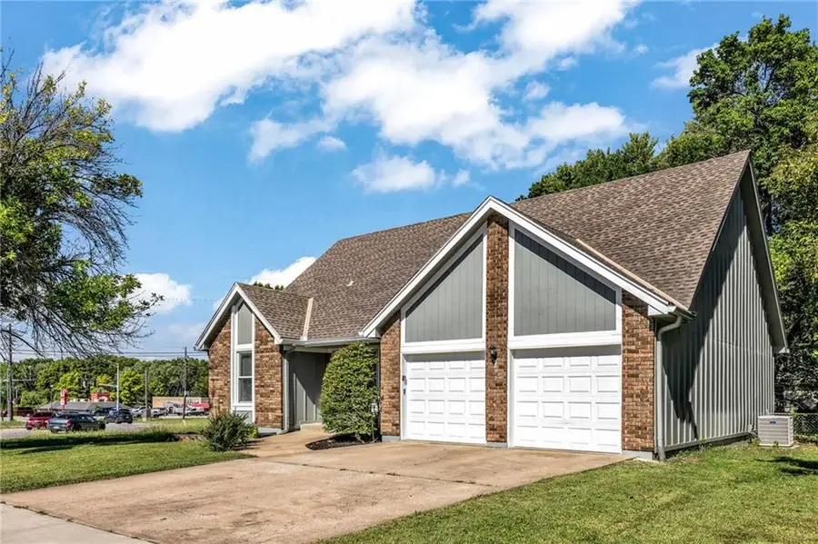 902 SE 5th Terrace, Lees Summit, MO 64063 - Image #2