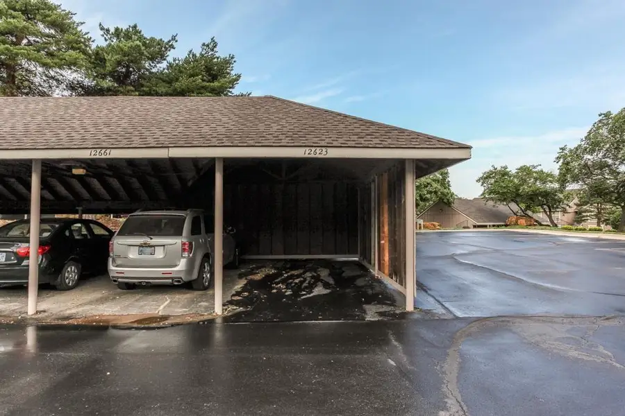 12623 W 110th Terrace, Overland Park, KS 66210 - Image #2