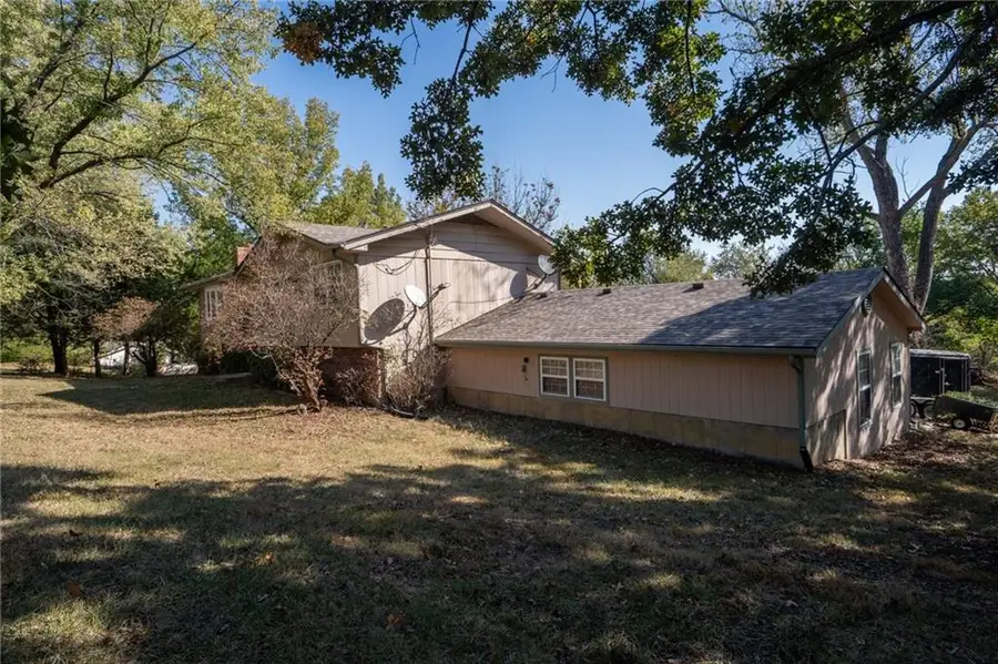 1792 E 1068 Road, Lawrence, KS 66049 - Image #2