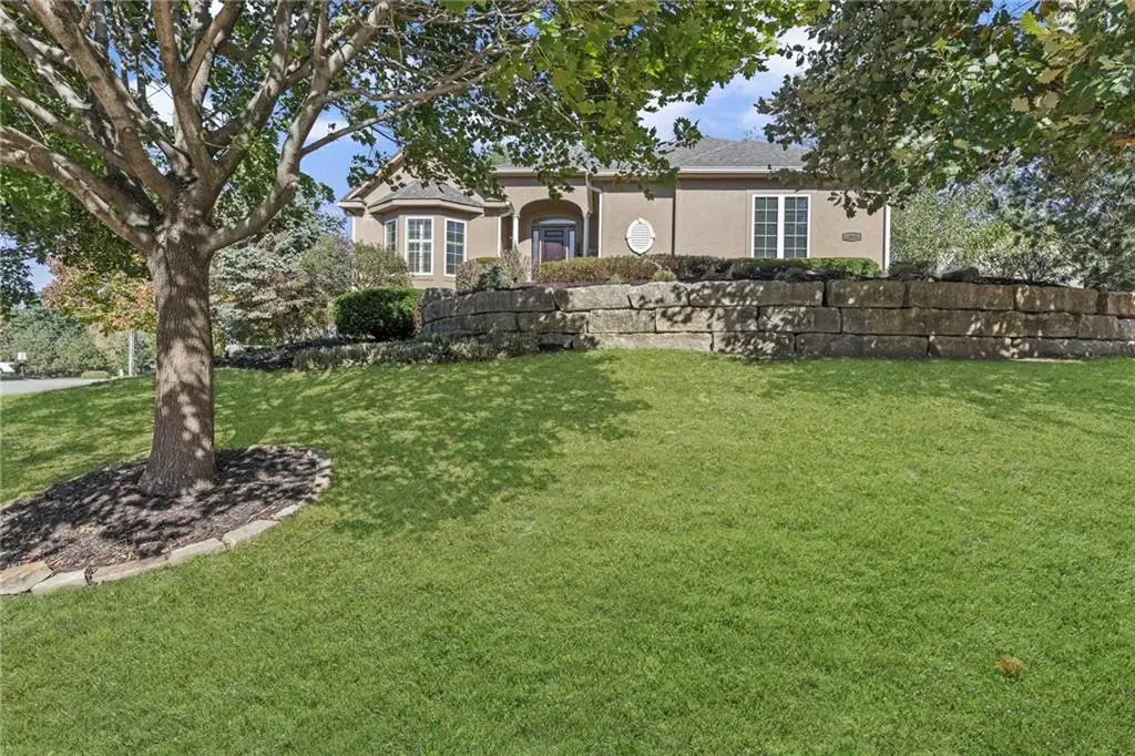22912 W 47th Terrace, Shawnee, KS 66226 - Image #1