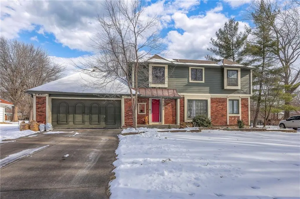 1512 E Sunvale Drive, Olathe, KS 66062 - Image #1