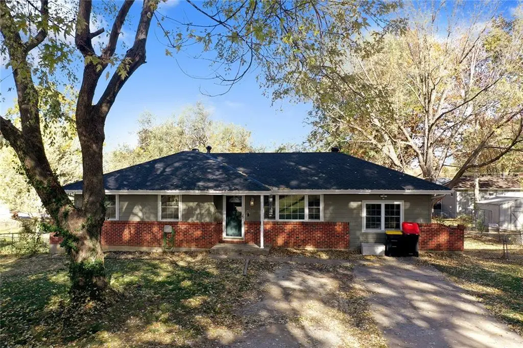 106 Helen Street, Excelsior Springs, MO 64024 - Image #1