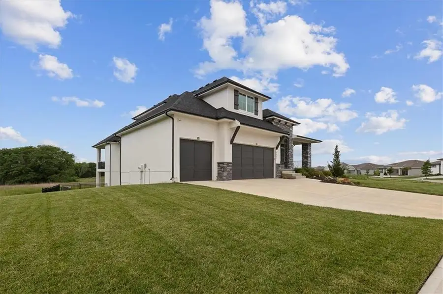 2421 W 177th Street, Overland Park, KS 66085 - Image #3