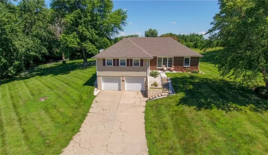 2 Tara Lane, Faucett, MO 64448 - Image #2