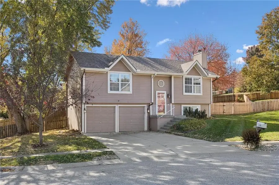 1905 Claywoods Parkway, Liberty, MO 64068 - Image #2