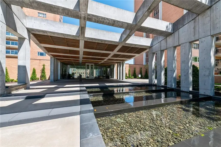 221 W 48th Street #905, Kansas City, MO 64112 - #2