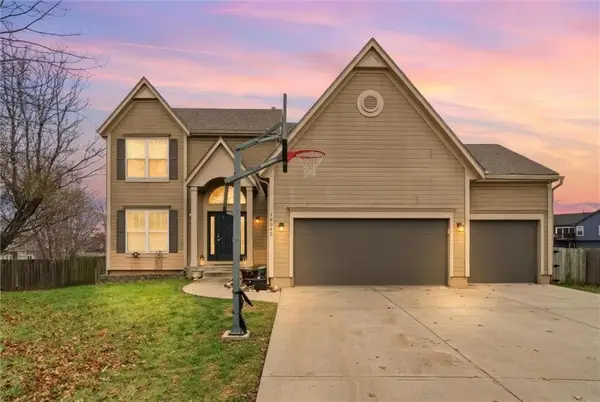 16345 S Warwick Street, Olathe, KS 66062