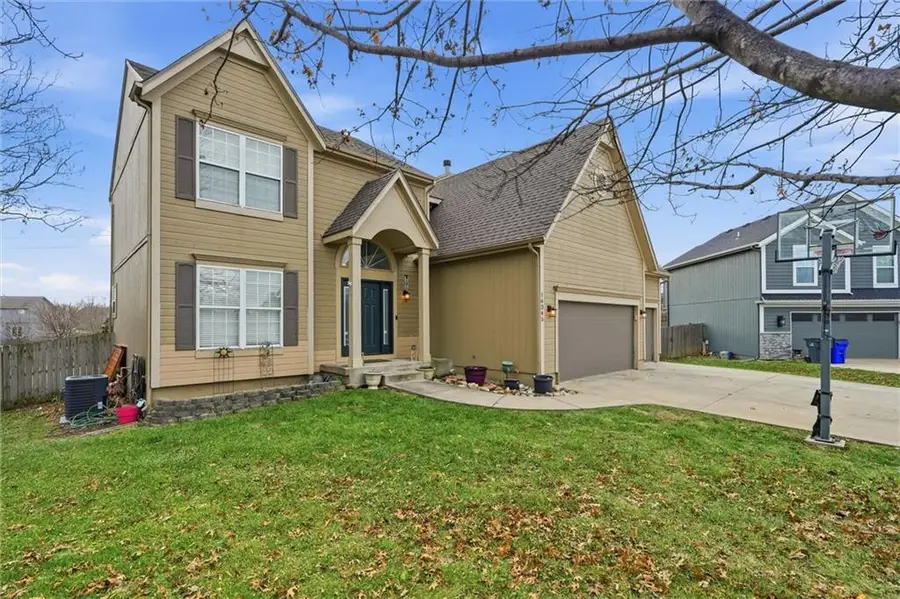 16345 S Warwick Street, Olathe, KS 66062 - Image #3
