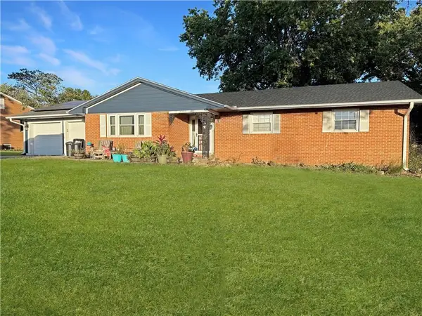 3305 Spruce Street, Higginsville, MO 64037