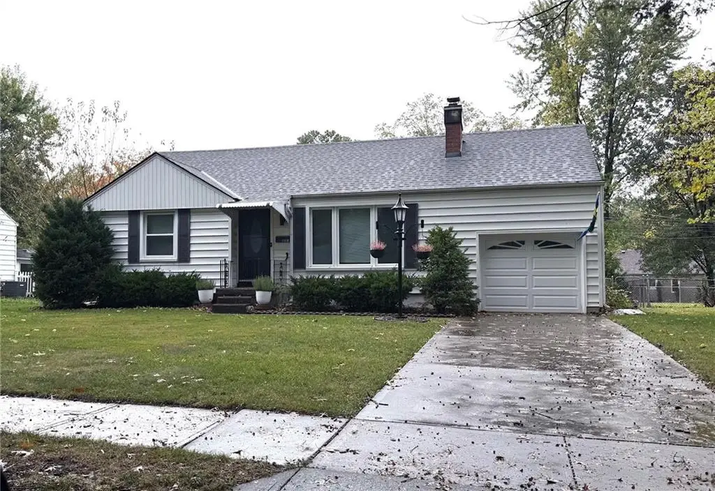 5308 W 72nd Street, Prairie Village, KS 66208 - Image #1