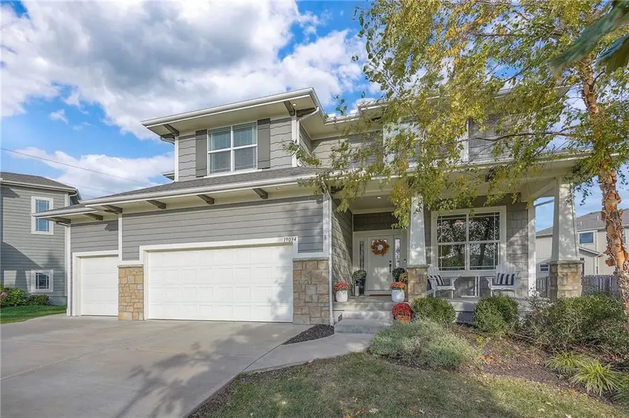 19034 W 166th Terrace, Olathe, KS 66062 - Image #3