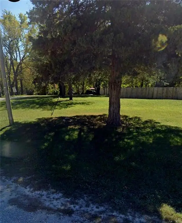 B Street, Creighton, MO 64739 - Image #1