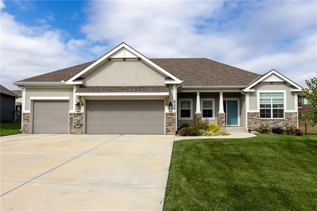 8138 NW 89th Street, Kansas City, MO 64153 - Image #1