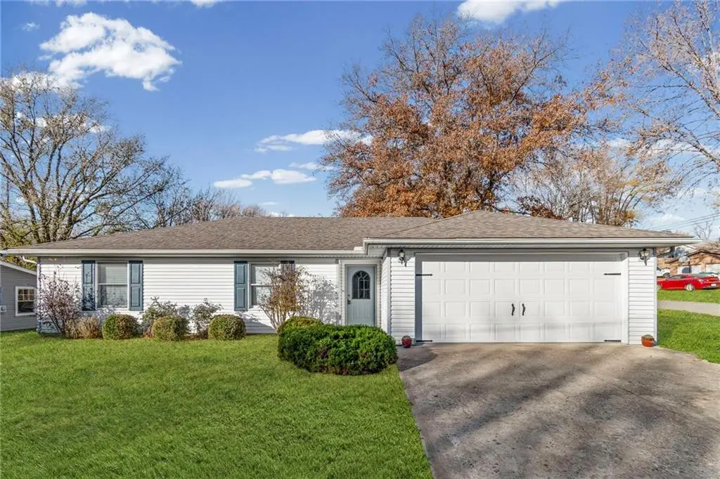 608 N Harrington Street, Dearborn, MO 64439 - Image #1