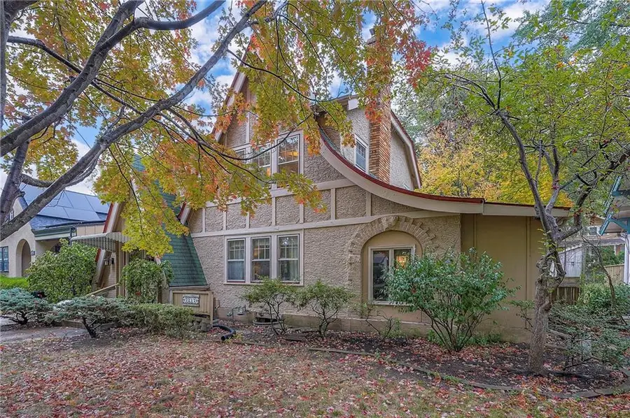 7217 Madison Avenue, Kansas City, MO 64114 - Image #3