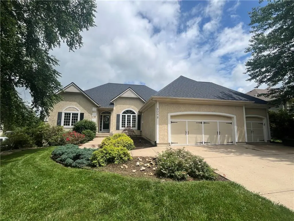 6098 W 295th Street, Louisburg, KS 66053 - #1