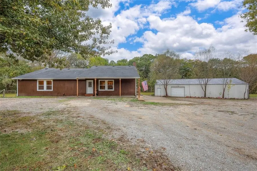 9401 SW Alpha Ridge, Trimble, MO 64492 - Image #3