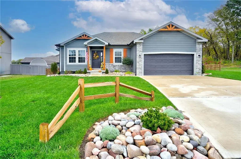 1203 SW Burns Court, Oak Grove, MO 64075 - Image #1