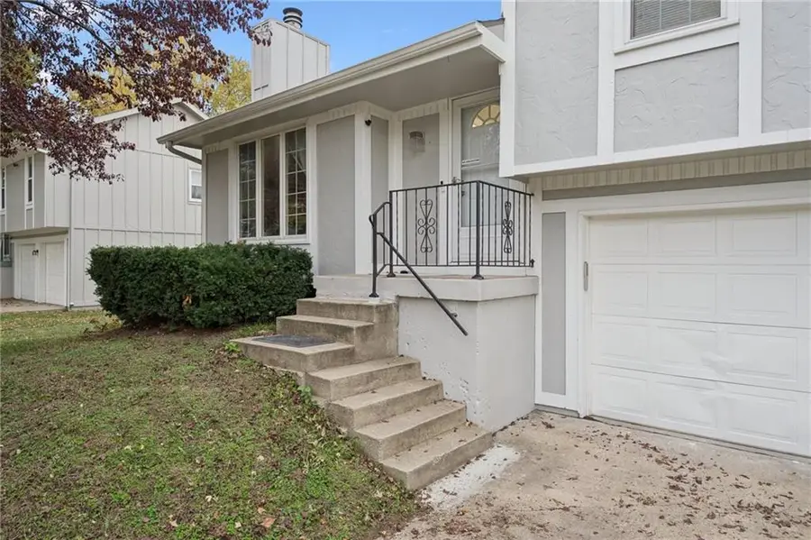 14813 W 150th Pl Place, Olathe, KS 66062 - Image #2