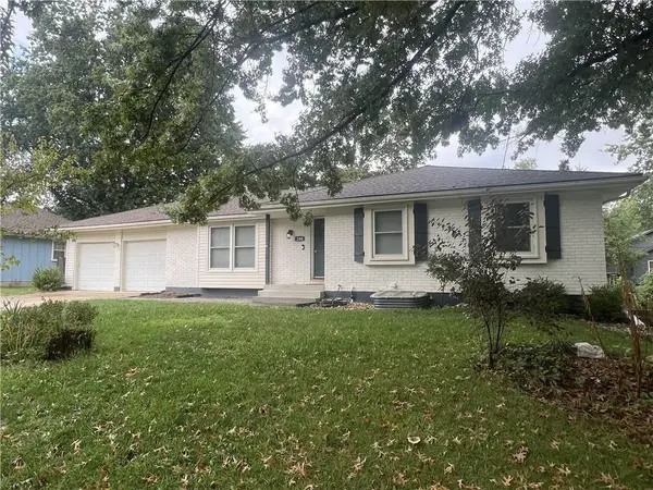 200 SE Wingate Street, Lee's Summit, MO 64063