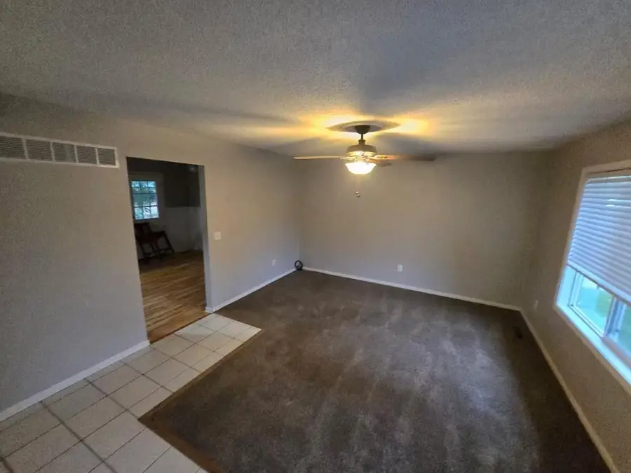 1501 SE Royal Street, Oak Grove, MO 64075 - Image #2