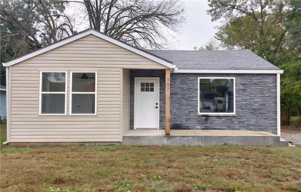 307 S West N/a, Arma, KS 66712 - Image #1