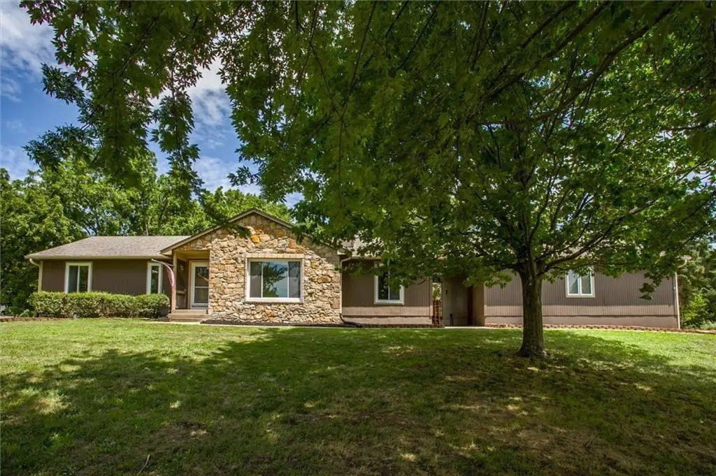 24650 Hospital Drive, Paola, KS 66071 - Image #1