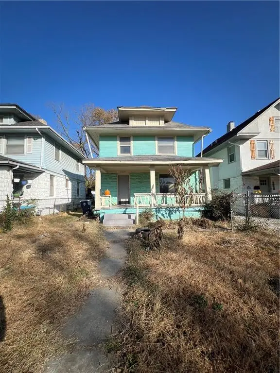 2008 E 36th Street, Kansas City, MO 64109 - Image #3