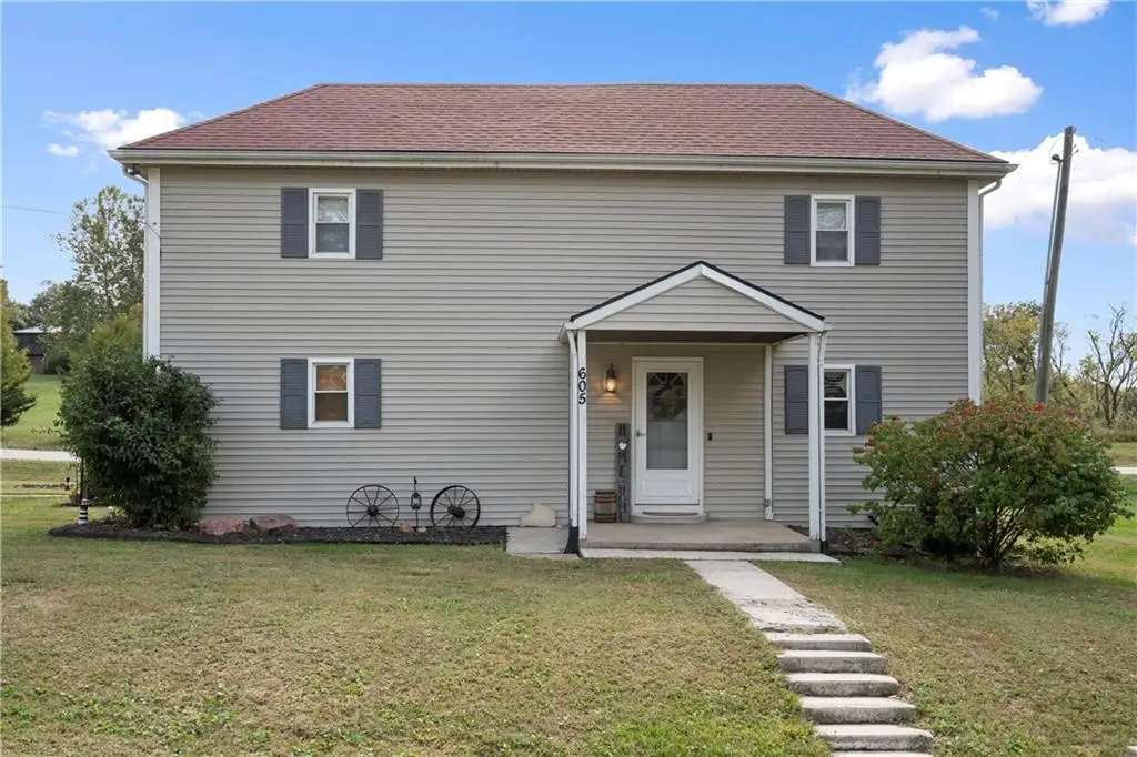 605 E 2nd Street, Dearborn, MO 64439 - Image #1