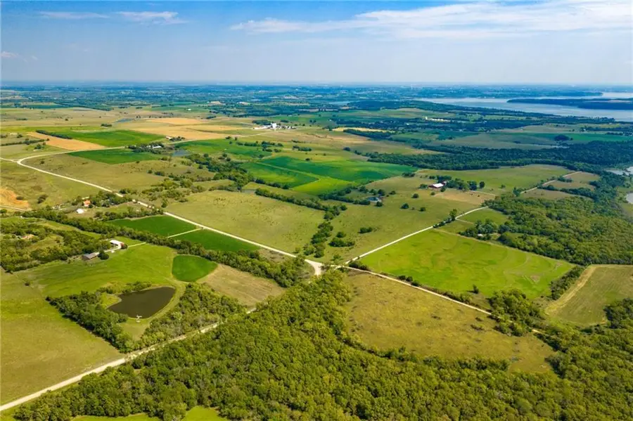 134 N 1150 Road, Berryton, KS 66409 - Image #2