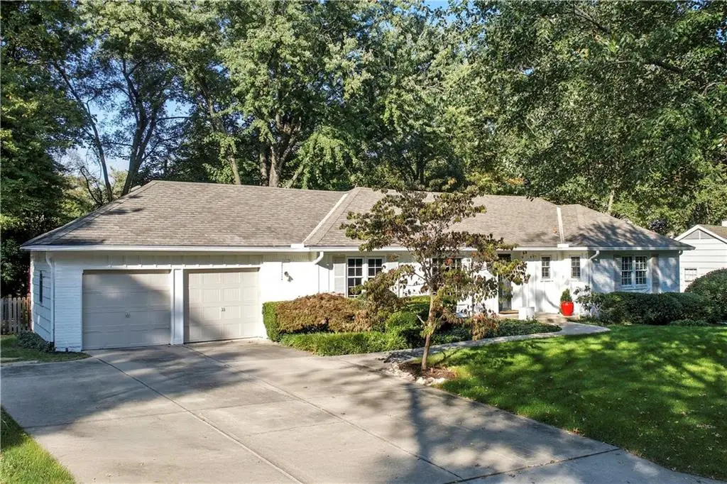 3204 W 81st Terrace, Leawood, KS 66206 - Image #1