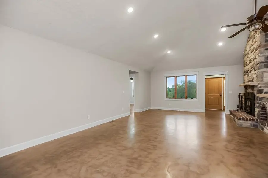 2635 Second Creek Road, Smithville, MO 64089 - Image #3