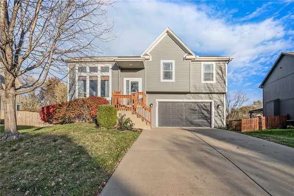 254 W Cheyenne Street, Gardner, KS 66030