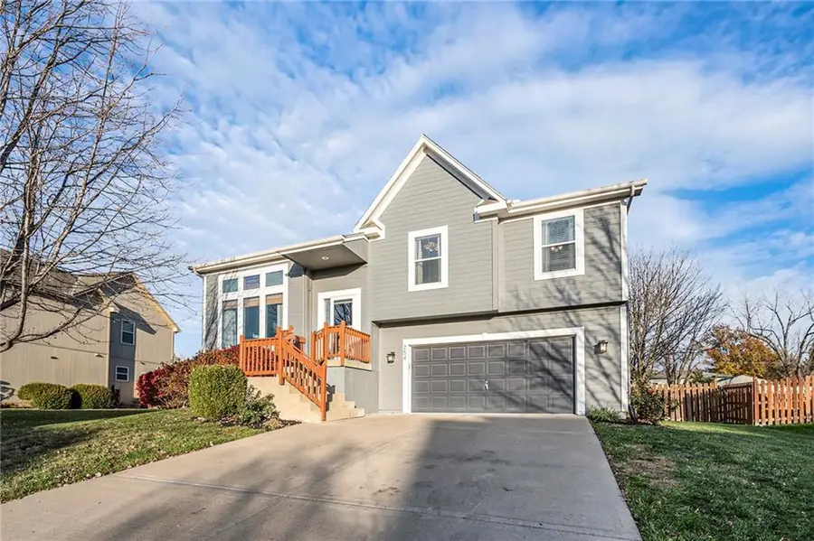 254 W Cheyenne Street, Gardner, KS 66030 - Image #3