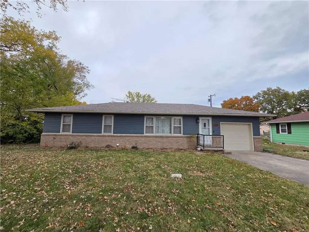524 Pin Oak Street, Adrian, MO 64720 - Image #1