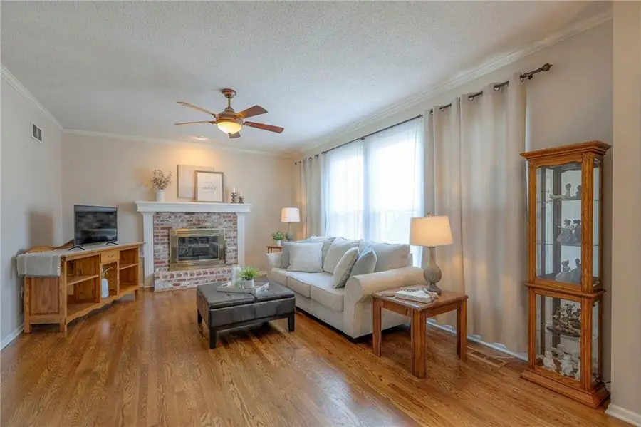 12293 S Mullen Road, Olathe, KS 66062 - Image #3