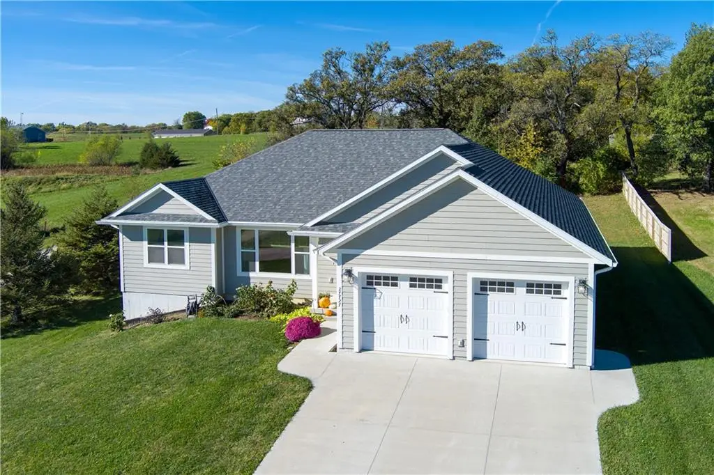 27727 S Scout Ridge Drive, Maryville, MO 64468 - Image #1