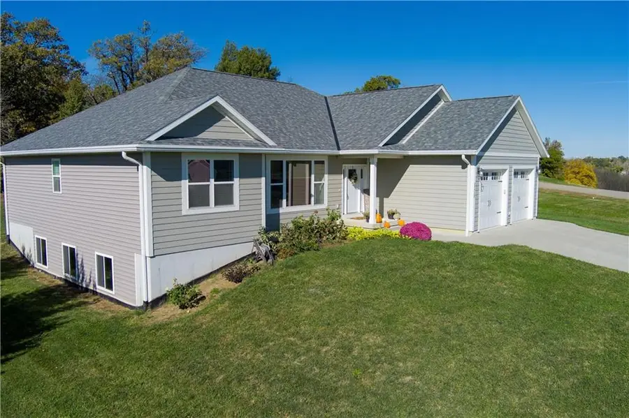 27727 S Scout Ridge Drive, Maryville, MO 64468 - Image #2