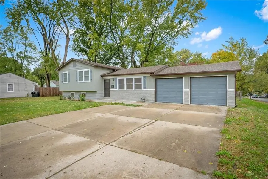 5828 Woodson Road, Raytown, MO 64133 - Image #2